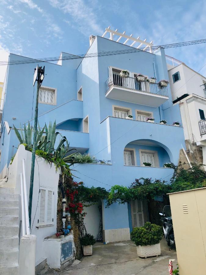 Villa Marisa - La Guarida Понца Екстериор снимка